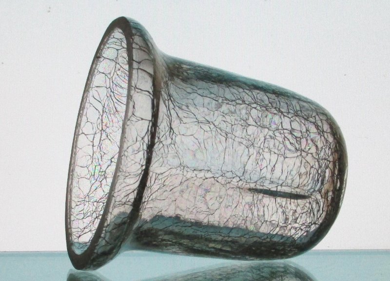 Hanging Candle Holder Crackle Glass 4.25 x 4.25 HCH114 
Shows imperfection
