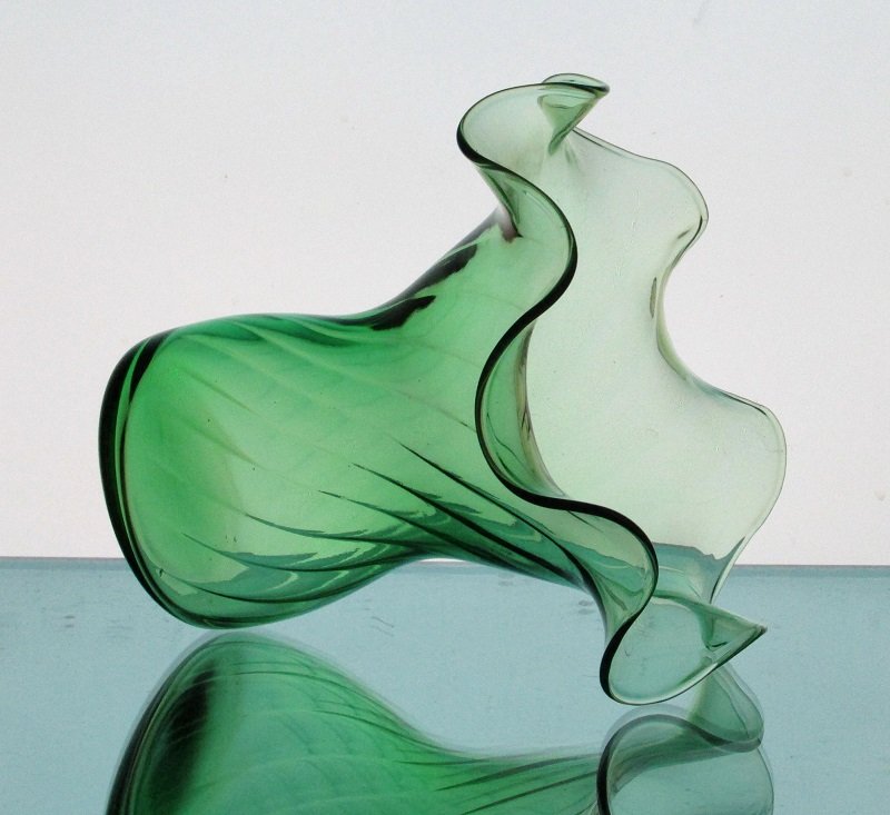 Hanging Candle Holder / Vase 6 x 5.5 Green Swirl Ruffled Rim
