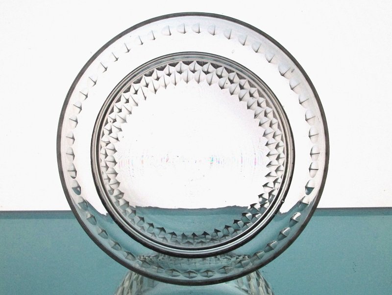 Hanging Candle Holder 5 x 5 5/8 Cinched with Beveled Design HCH131