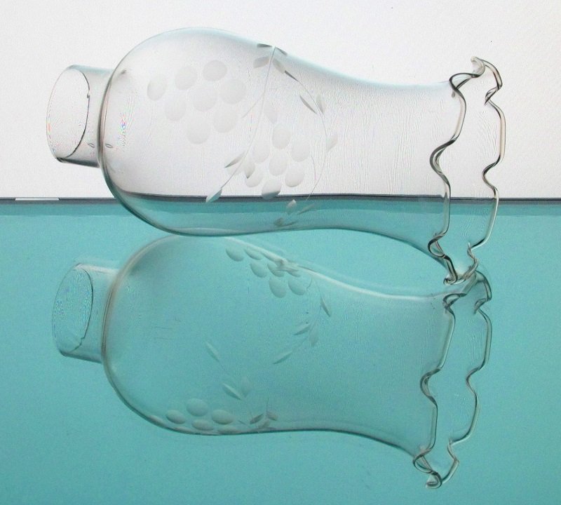 Hurricane Lamp Shade 1 5/8 inch fitter x 6.75 Crimped Rim Etched Grapes HLS001