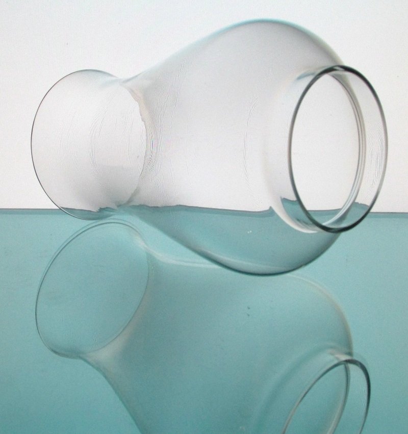 Hurricane Lamp Shade 3 1/8 inch fitter x 7.75 x 3 7/8 HLS074