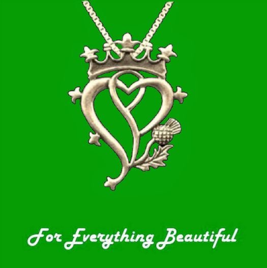 Image 0 of Hearts And Thistle Luckenbooth Medium 10K Yellow Gold Pendant