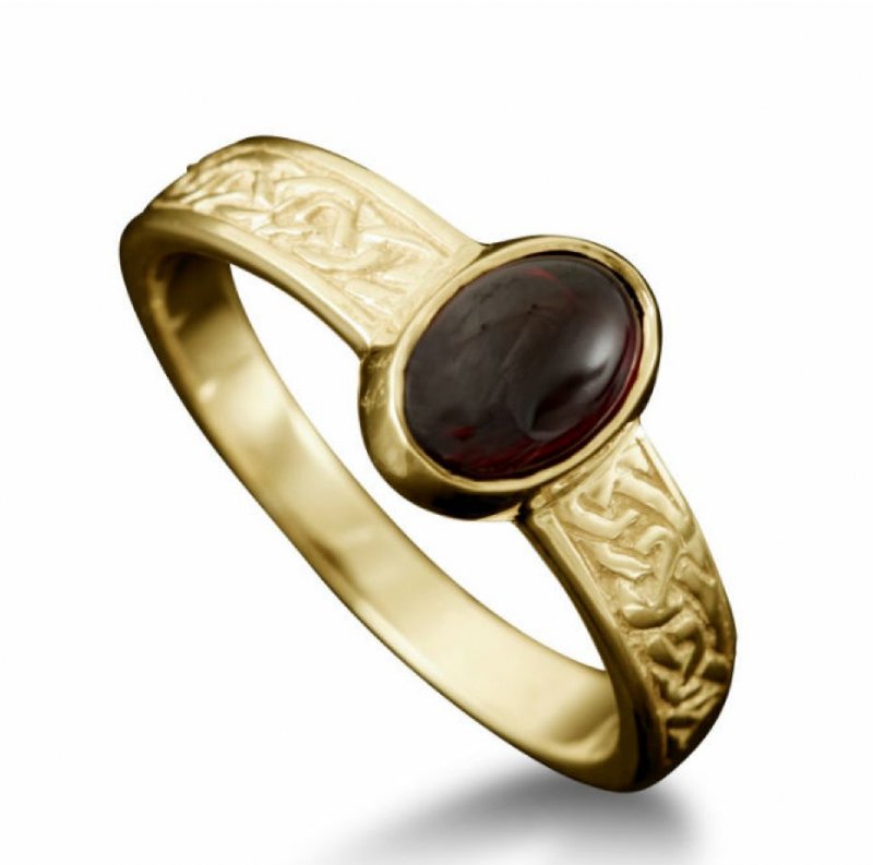 Image 1 of Uyea Celtic Knot Oval Garnet Ladies 9K Yellow Gold Band Ring Sizes A-Q