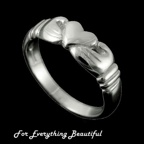 Image 0 of Claddagh Heart Design Ladies Sterling Silver Ring Size A-Q