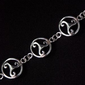 Image 2 of Celtic Spiral Knotwork Design Link Sterling Silver Bracelet