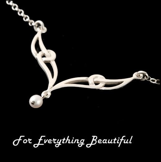 Image 0 of Celtic Elongated Knotwork Freshwater Pearl Sterling Silver Necklet