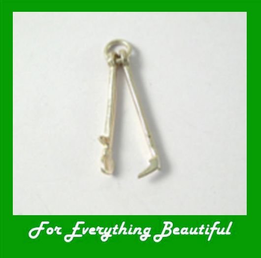 Image 0 of Spade And Tushkar Traditional Peat Cutting Tools 9K Yellow Gold Charm