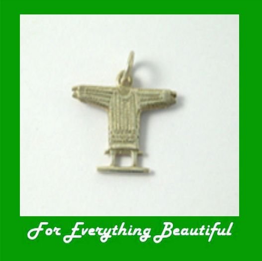 Image 0 of Shetland Islands Jumper Board Design Small 9K Yellow Gold Charm