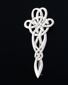 Image 2 of Celtic Line Of Life Knotwork Sterling Silver Kilt Pin