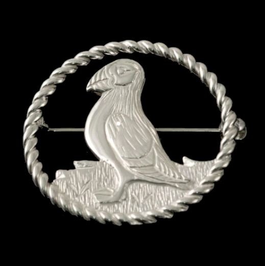 Image 0 of Puffin Bird Design Twisted Round Medium Sterling Silver Brooch