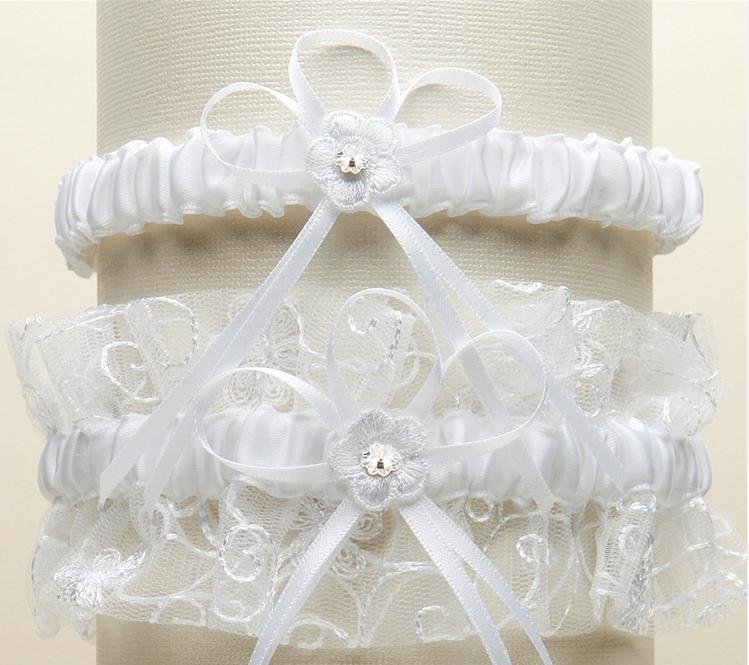 Image 1 of White Embroidered Tulle Vines Floral Wedding Bridal Garter Set
