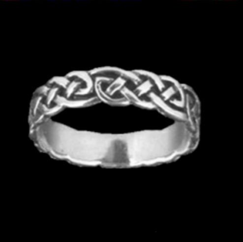 Image 0 of Celtic Interlinked Endless Simple Sterling Silver Ladies Ring Wedding Band 