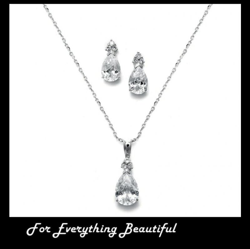 Image 0 of Pear Solitaire Teardrop Cubic Zirconia Wedding Necklace Earrings Bridal Set