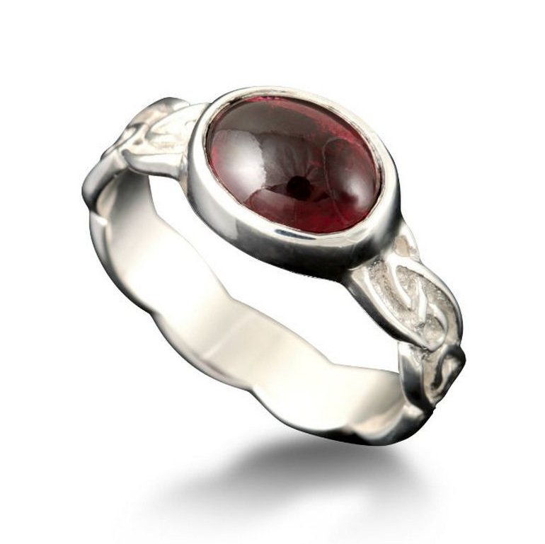 Image 1 of Muckle Roe Celtic Knot Oval Garnet Ladies Palladium Band Ring Sizes R-Z