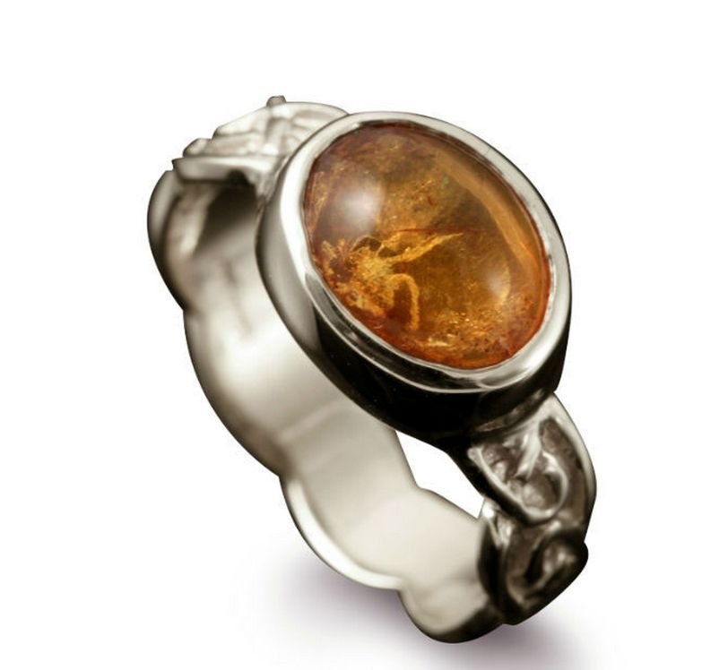 Image 1 of Muckle Roe Celtic Knot Oval Amber Ladies 18K White Gold Band Ring Sizes A-Q