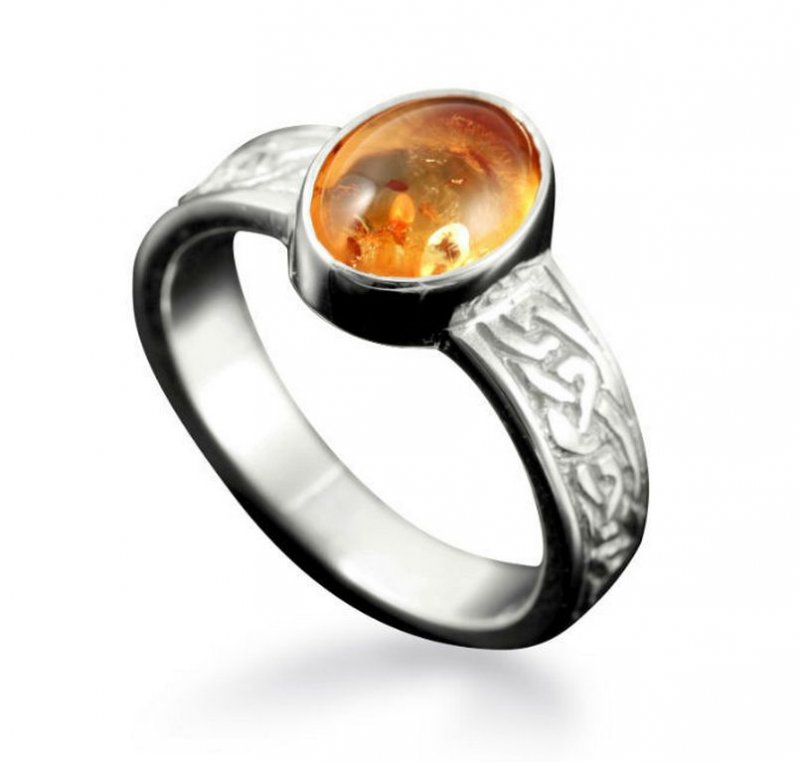 Image 1 of Uyea Celtic Knot Oval Amber Ladies Sterling Silver Band Ring Sizes A-Q