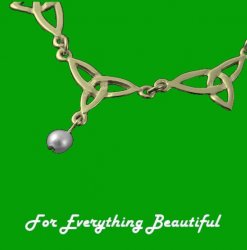 Celtic Treble Trinity Knot Freshwater Pearl 9K Yellow Gold Necklet