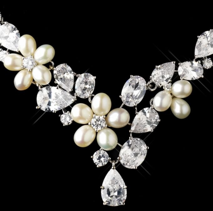 Image 2 of Ivory Freshwater Pearl Cubic Zirconia Wedding Necklace Earrings Bridal Set