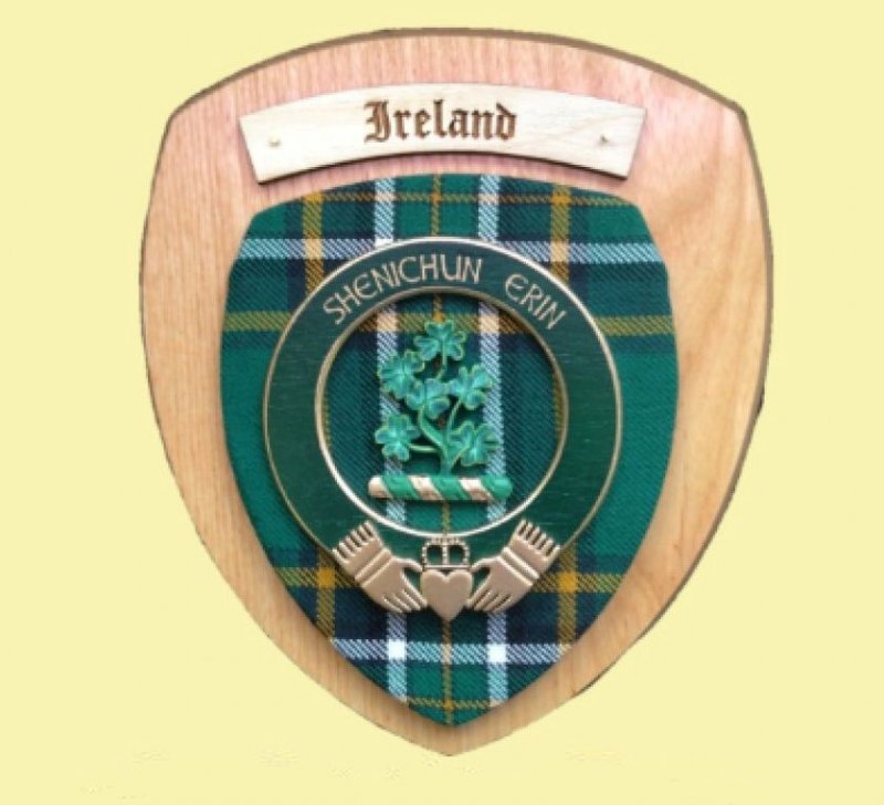 Image 4 of Irish Family Name Tartan 7 x 8 Woodcarver Wooden Wall Plaque 