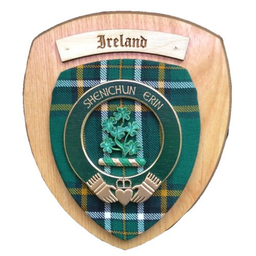 Image 6 of Irish Family Name Tartan 10 x 12 Woodcarver Wooden Wall Plaque 