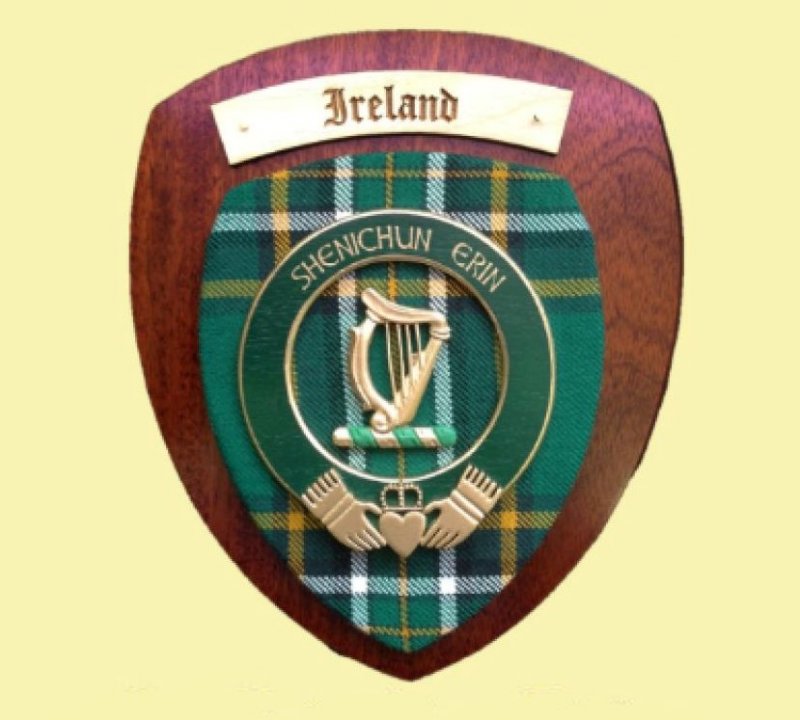 Image 5 of Irish Family Name Tartan 10 x 12 Woodcarver Wooden Wall Plaque 