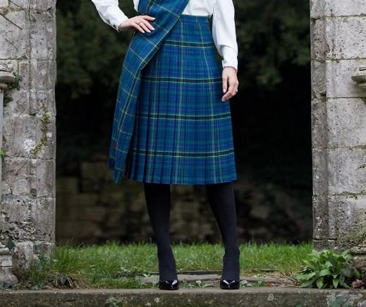 Image 4 of County Of Powys Welsh Tartan 13oz Wool Fabric Medium Weight Ladies Pleated Skirt