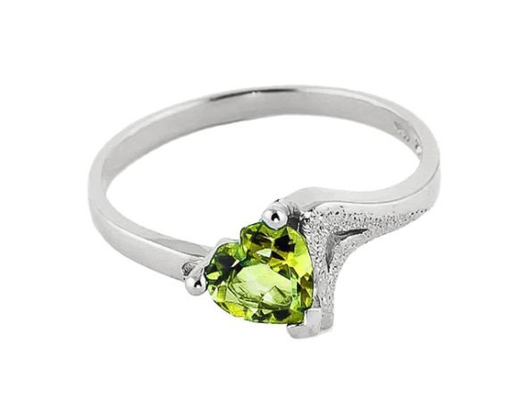 Image 3 of Green Peridot Heart Cut Textured Ladies 14K White Gold Ring 