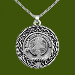 Henderson Clan Badge Celtic Round Stylish Pewter Clan Crest Pendant