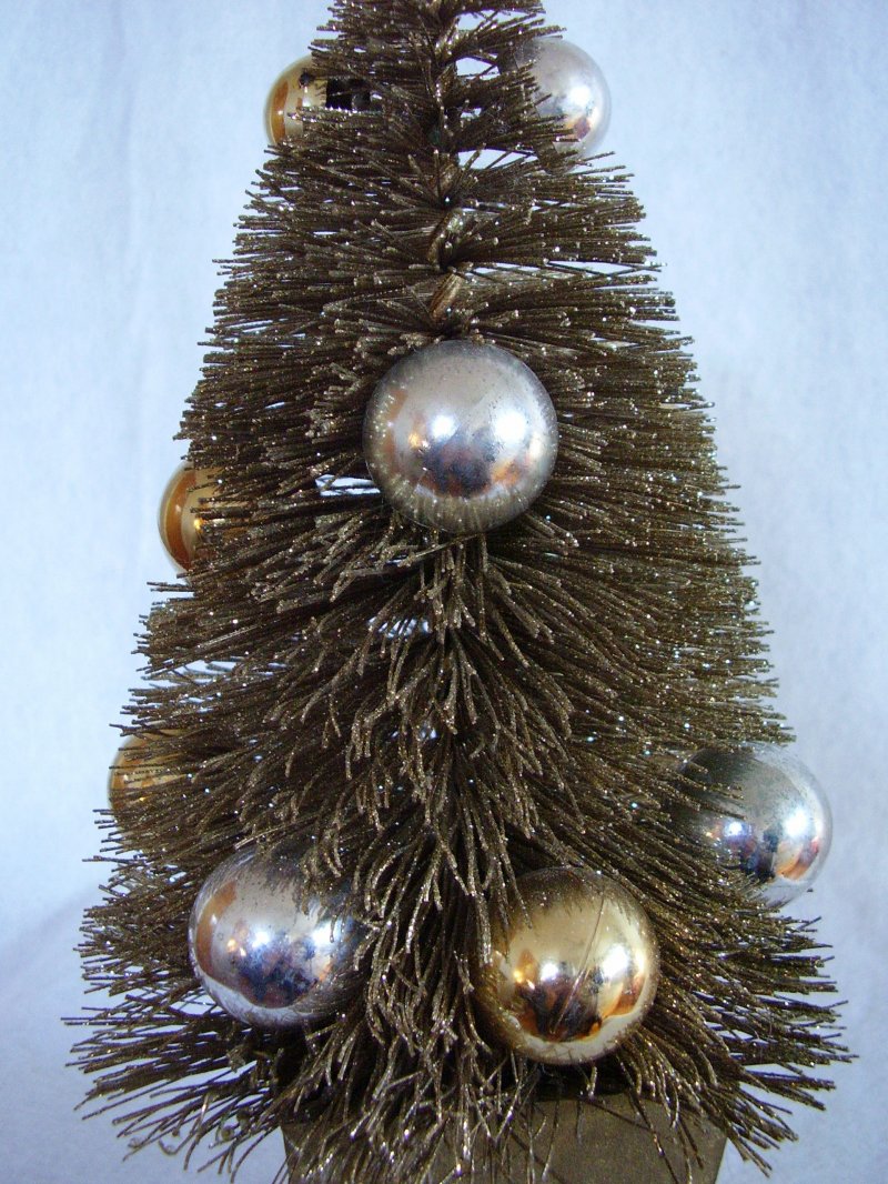 Decorated Gold Bottle Brush Tree Glitter Decor Wood Pot Base