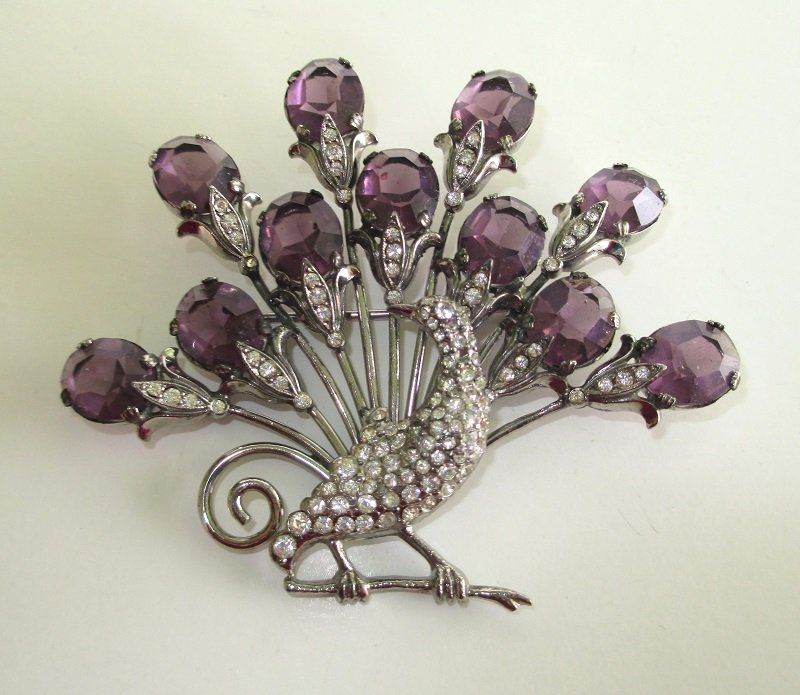 Gorgeous The Antique Brooch Had A Beautiful Purple Stone In It Landscape Art Gorgeous The Antique Brooch Had A Beautiful Purple Stone In It Landscape Art