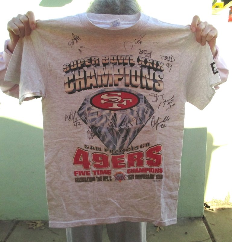 San Francisco 49ers T-Shirt Signed by Players, 1994