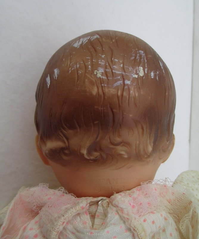 doll with closing eyes