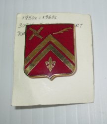 309th U.S. Field Artillery Insignia Pin, 1950s - 1960s Korea Vietnam