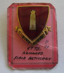 47th Armored Field Artillery Enamel Insignia DUI Pin, 1940s