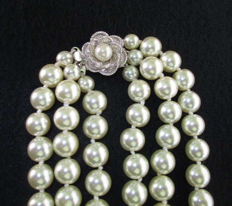 Jacqueline Jackie Kennedy Camrose and Kross Faux Pearls