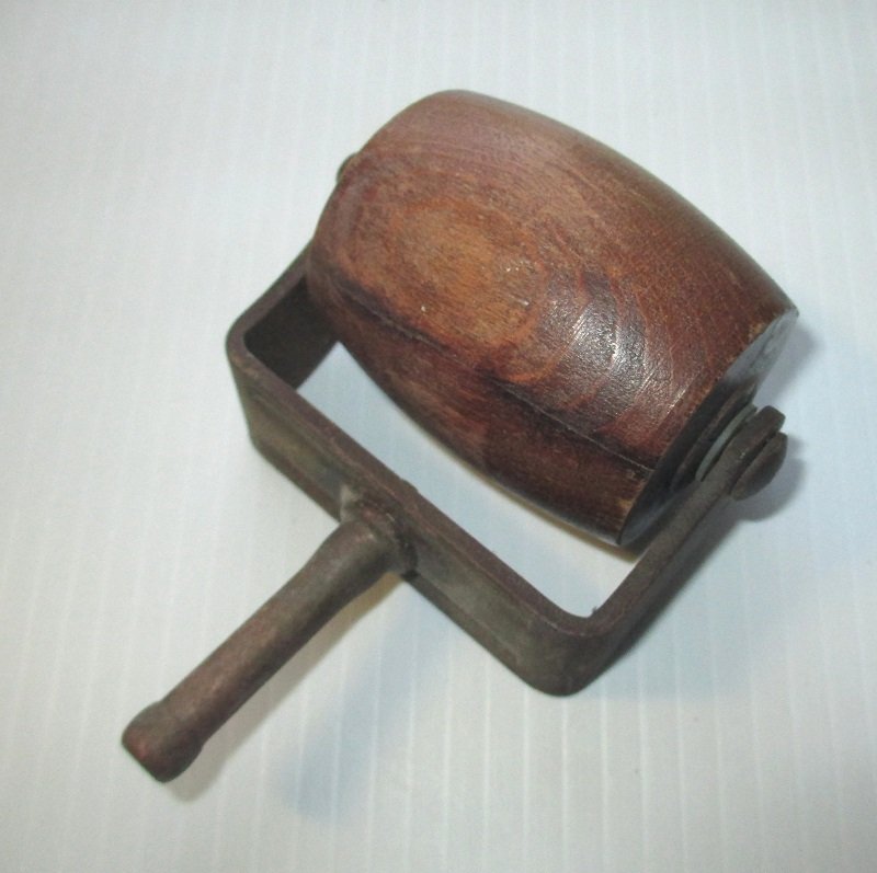 Vintage 1950s Harvard Heavy Duty Bed Casters, Set of 6