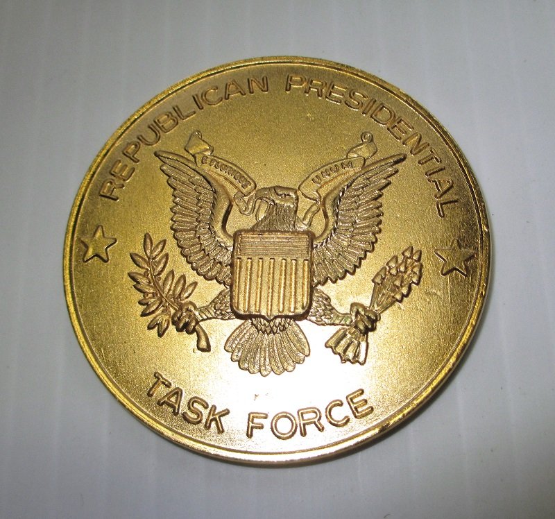 Medal of Merit, issued by President Ronald Reagan to supporters of the Republican party. 2