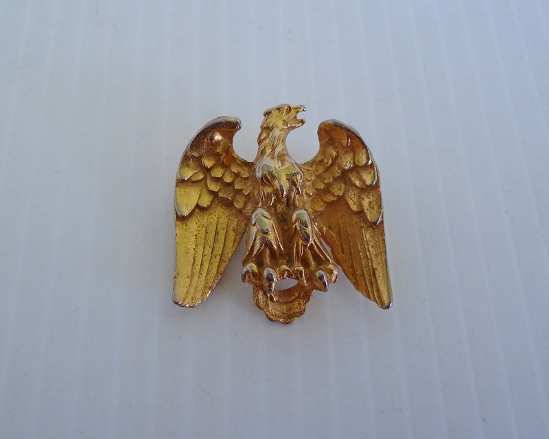 Vintage Authentics Vans American Eagle Brooch Watch Pin 2028