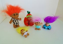 Trolls, Qty of 5, Caveman Halloween Wind-up Easter Egg Baby