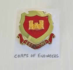 1 Corps Of Engineers, U.S. Army DUI Insignia Pin