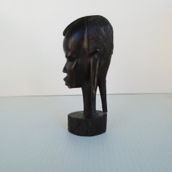 Hand Carved African Tribal Head Sculpture, 1960s Tanzania