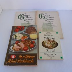 Lot of 4 Vintage German Cookbooks and Recipe Cards 1939 - 56