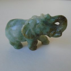 '.Green Jade Elephant 2.5 inch.'