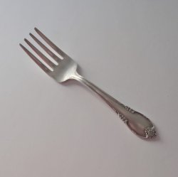 Remembrance, 1847 Rogers Bros Child's Fork