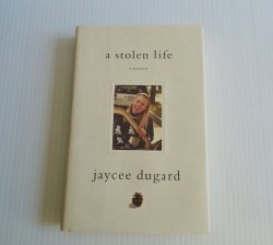 A Stolen Life, A Memoir, Jaycee Dugard,Kidnapped child