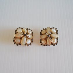 Polished Vanilla Jasper and Rhinestone Clip On Earrings