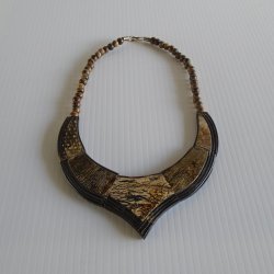 Ethnic Tribal Choker Necklace, Wood Grain Design