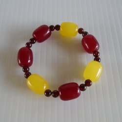 USC Trojans Spirit Bracelet, 4 Red 3 Yellow Lrg Glass Beads