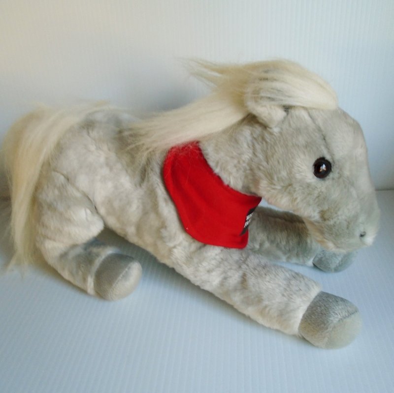 Legendary Wells Fargo horse pony Shamrock. Tag dated 2013. From the officially licensed Wells Fargo pony collection.