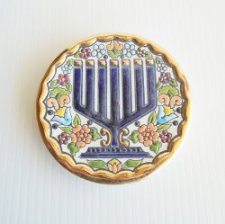 Cearco Menorah 4.5 inch Enamel Plate 24k trim, Spain